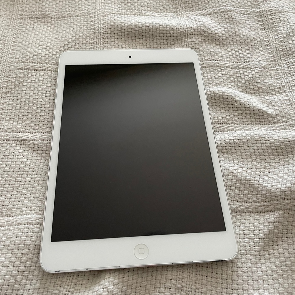 ipad mini    model A1432